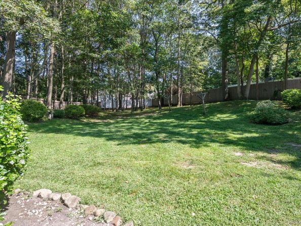 588 Boxwood Drive, Shirley NY 11967
