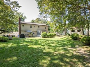 588 Boxwood Drive, Shirley NY 11967