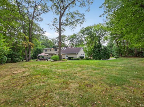 1 May Hill Lane, Dix Hills NY 11746