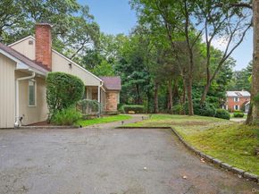 1 May Hill Lane, Dix Hills NY 11746