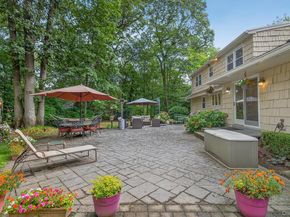 1 May Hill Lane, Dix Hills NY 11746