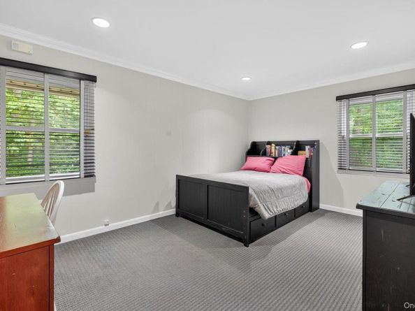 1 May Hill Lane, Dix Hills NY 11746