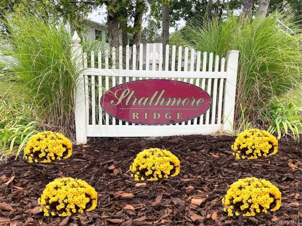 1 Pioneer Court 1A, Ridge NY 11961