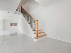 4 Angelas Place 1, Bronx NY 10465