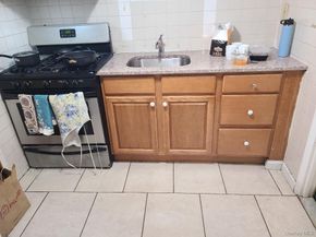 Undisclosed Address #904545, Briarwood NY 11435