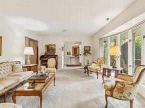 75 Mimosa Drive, Roslyn NY 11576
