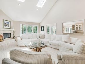 9 Rosebud Lane, East Quogue NY 11959