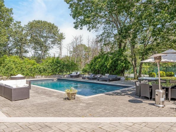 9 Rosebud Lane, East Quogue NY 11959