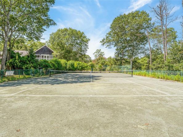 9 Rosebud Lane, East Quogue NY 11959