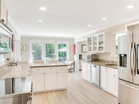 9 Rosebud Lane, East Quogue NY 11959
