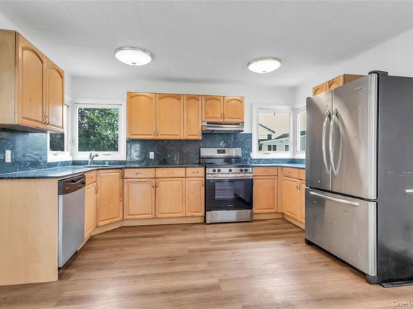 344 N Hickory Street, Massapequa NY 11758
