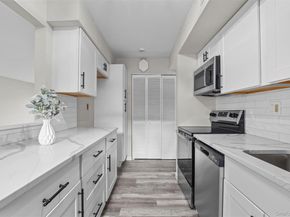 208 Harris Road D4A, Bedford Hills NY 10507