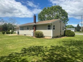 16400 County Road 48, Cutchogue NY 11935