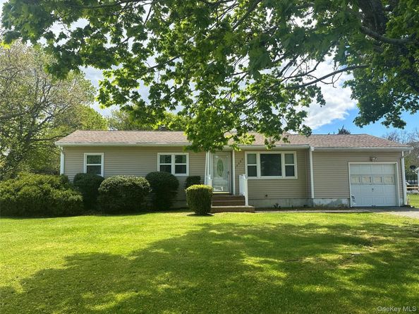 16400 County Road 48, Cutchogue NY 11935