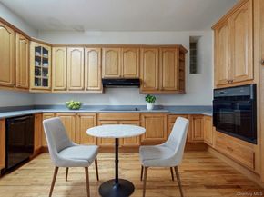 304 Waverly Avenue, Brooklyn NY 11205