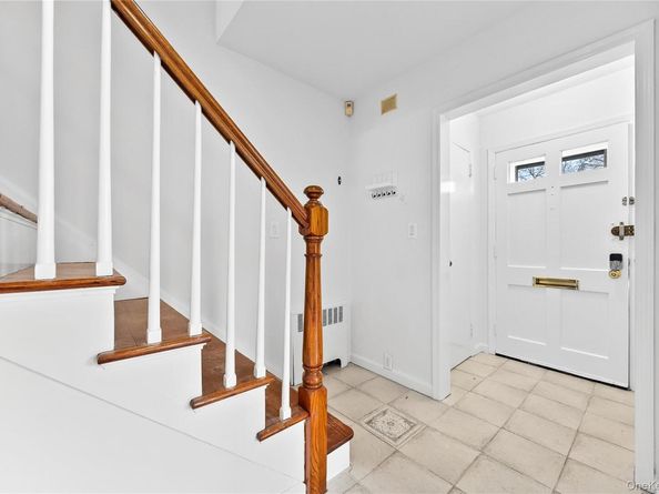 219-01 82nd Avenue, Queens Village NY 11427