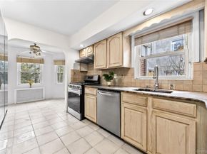 219-01 82nd Avenue, Queens Village NY 11427