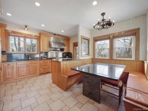 3483 Fenimore Avenue, Mohegan Lake NY 10547