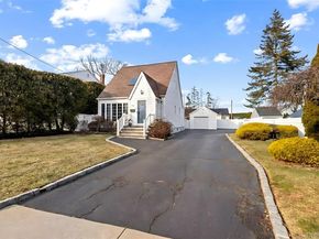 69 Hawthorne Street, Massapequa NY 11758