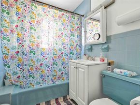 8060 162nd Street, Jamaica NY 11432