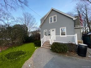 1193 Brookdale Avenue, Bay Shore NY 11706