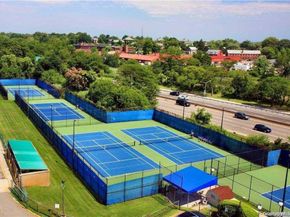 18-15 215th Street 14 B, Bayside NY 11360