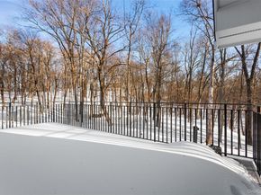 12 Skytop Drive, Katonah NY 10536