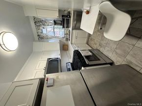 14 Stokes Road 2B, Yonkers NY 10710