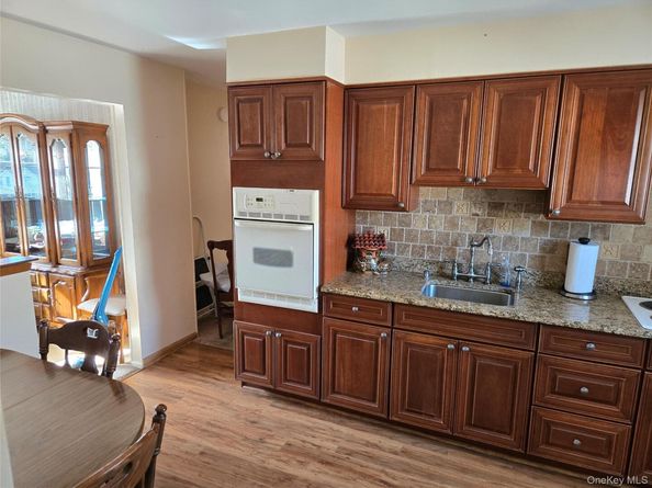 715 McCall Avenue, West Islip NY 11795