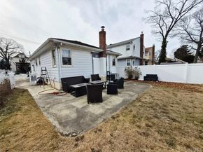 225 E Mineola Avenue, Valley Stream NY 11580