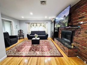 225 E Mineola Avenue, Valley Stream NY 11580