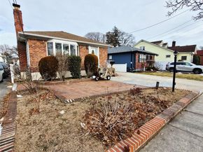 225 E Mineola Avenue, Valley Stream NY 11580