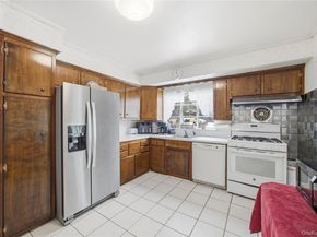 12 Viola Drive, Glen Cove NY 11542