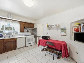 12 Viola Drive, Glen Cove NY 11542