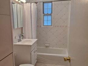 250 Central Avenue E218, Lawrence NY 11559