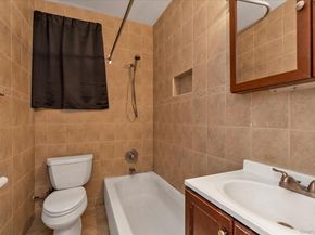 48-35 43 Street 4C, Woodside NY 11377