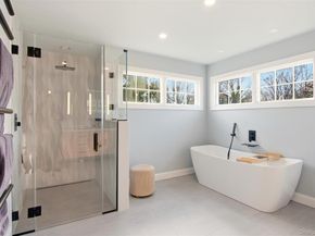 4 Daniel Way, Setauket NY 11733