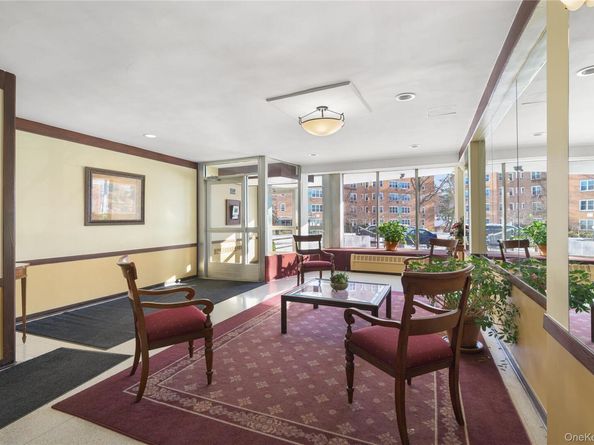 98 Dehaven Drive 3G, Yonkers NY 10703