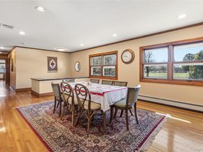 6 Edcris Lane, Huntington NY 11743