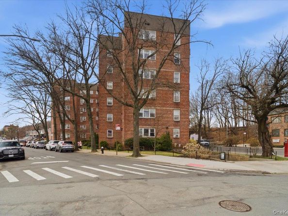 6692 Selfridge Street 4F, Forest Hills NY 11375