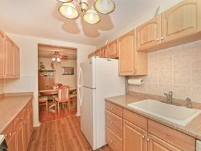 10 Ivy Street 1A, Farmingdale NY 11735