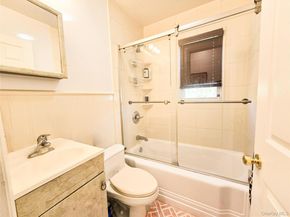 43 Fort Hill Road, Huntington NY 11743