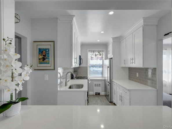 620 Pelham Road 3C, New Rochelle NY 10805