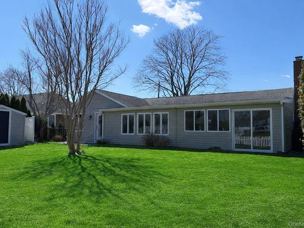 21 Tarpon Road, East Quogue NY 11942