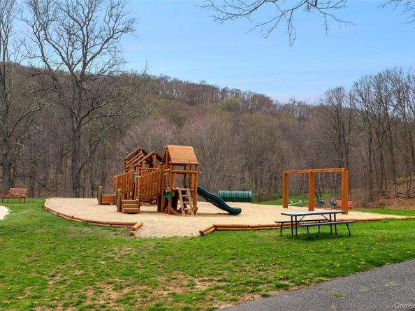 641 Heritage Hills B, Somers NY 10589