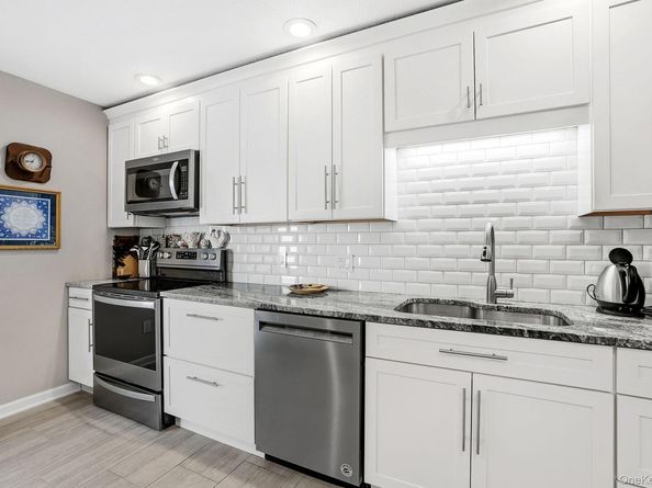 641 Heritage Hills B, Somers NY 10589