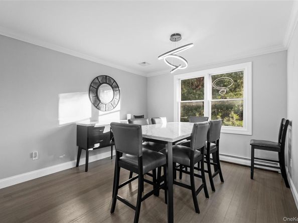 32 Greenport Avenue, Medford NY 11763