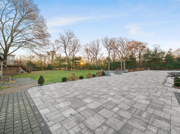 32 Greenport Avenue, Medford NY 11763