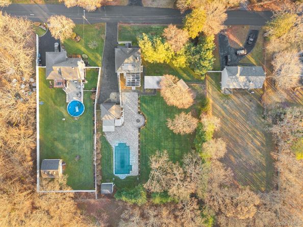 32 Greenport Avenue, Medford NY 11763