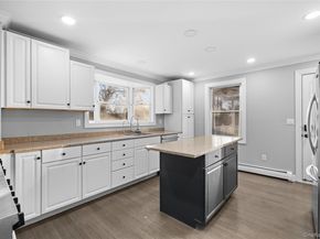 32 Greenport Avenue, Medford NY 11763